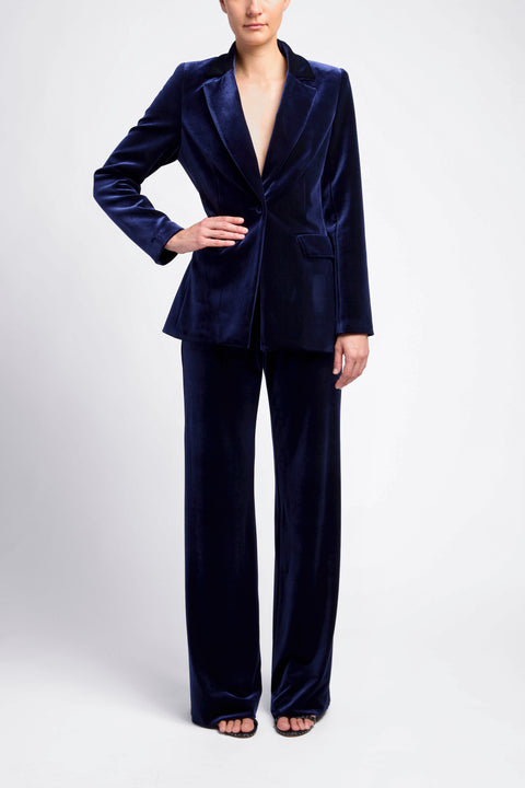 SIGNATURE VELVET BLAZER