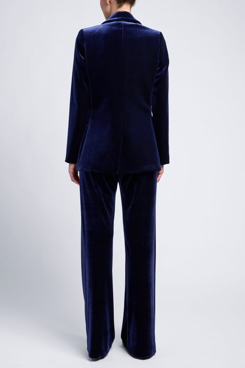 SIGNATURE VELVET BLAZER